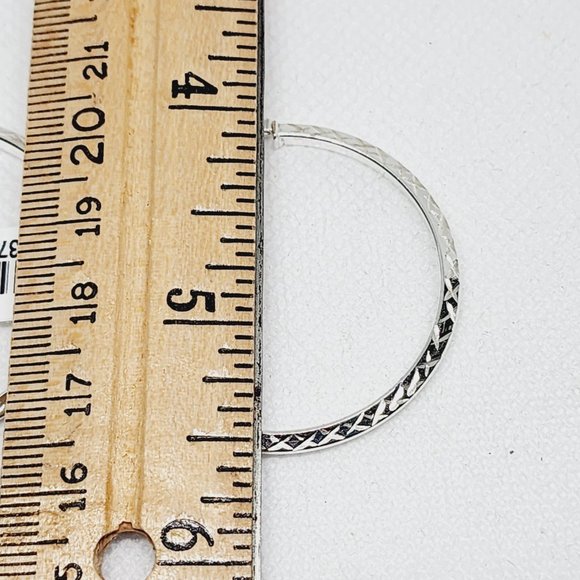 Sterling Silver textured hoop earrings 3.80 grams 1 1/2 inches long - Picture 3 of 4